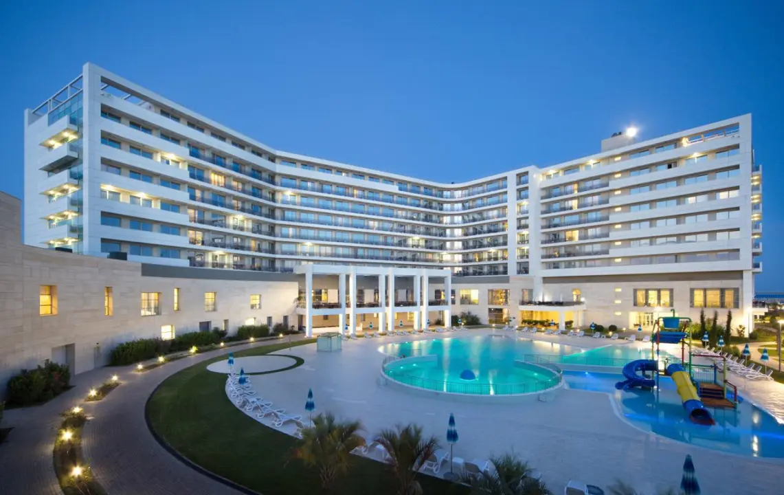 Как выбрать отель и не переплатить