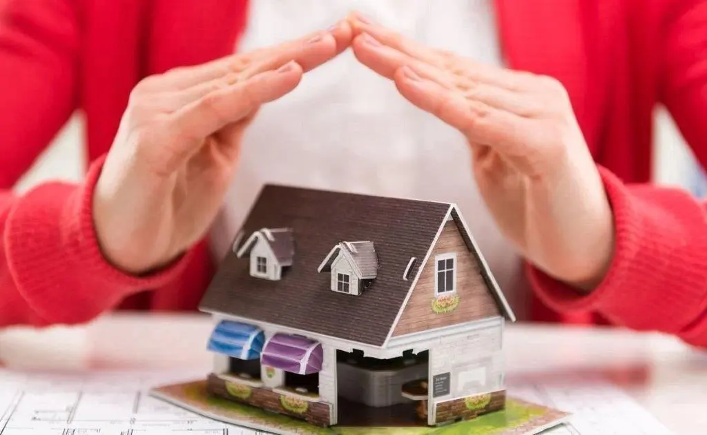 Как застраховать квартиру от затопления соседей: инструкция по получению выплаты